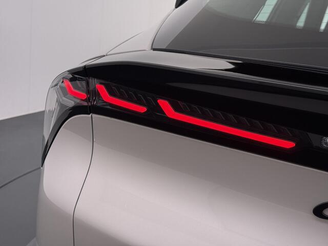 Alfa Romeo Junior Elettrica 54 kWh LMV | Apple CarPlay |