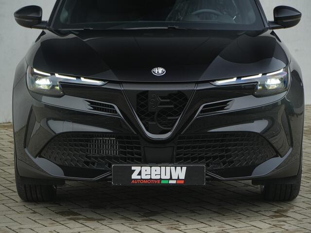 Alfa Romeo Junior Elettrica Speciale 54 kWh | Pano | Techno | 18"
