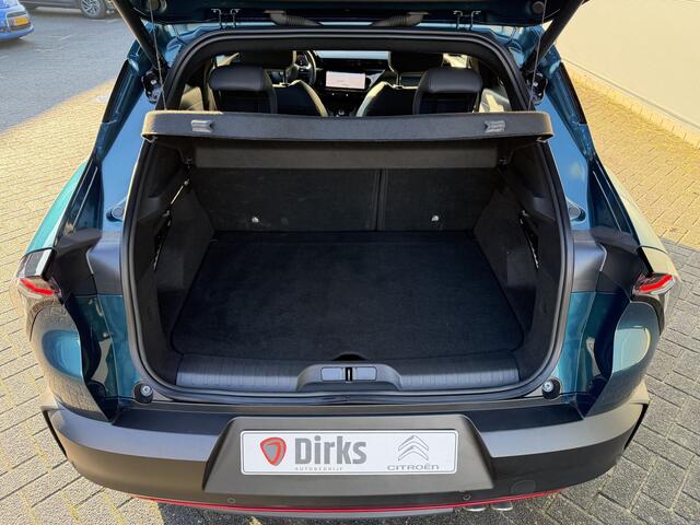 Alfa Romeo Junior 1.2 Turbo Hybrid Ibrida Sport Speciale (Stoelverwarming - Elektrische Klep - LED - 18"- Adaptieve Cruise Controle - Keyless Entry - Automatische Airco - Parkeersensoren V+A)