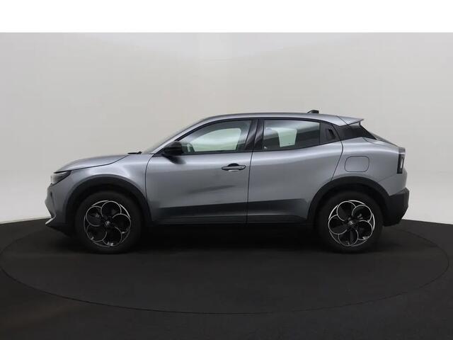 Alfa Romeo Junior Elettrica Speciale 54 kWh | ACC | Clima | LED 05-2025 10.537 KM