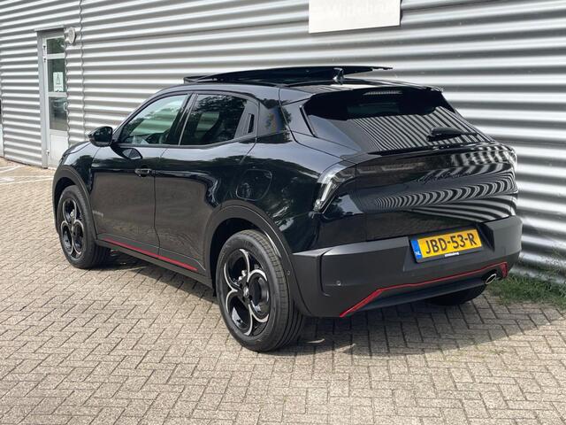 Alfa Romeo Junior 1.2 Turbo Hybrid Ibrida Q4 Sportpack | Techno Pakket | Schuif/kanteldak