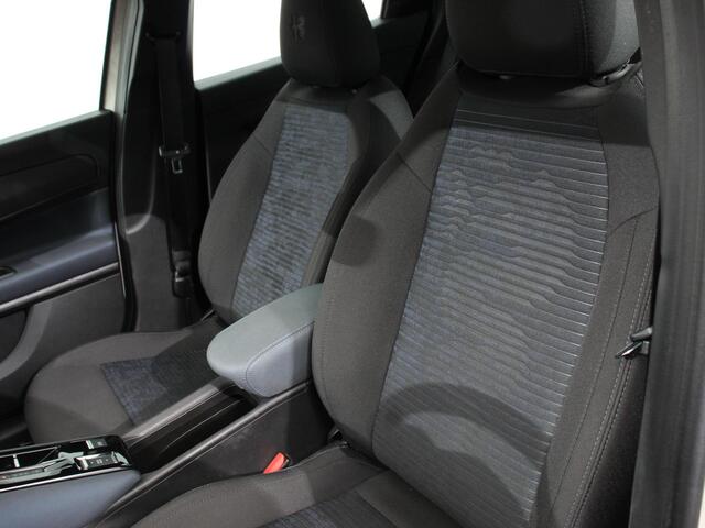 Alfa Romeo Junior Elettrica Automaat 156PK Adaptieve Cruise Control LMV 18 inch Full Led Matrix Parkeer senoren Navigatie Apple Carplay / Android auto Climate Control