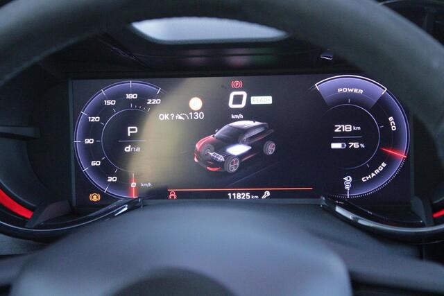 Alfa Romeo Junior Elettrica VELOCE 280PK 54 kWh | SPORT PACK (SABELT SPORTSTOELEN ELEKTRISCH BEDIENBAAR OP DE BESTUURDERSSTOEL/STOEL VERWARMING/ALUMINIUM INSTAPLIJSTEN EN PEDALEN/PERFROMANCE STUURWIEL MET ALCANTARA/PERFORMANCE BODYKIT "PROGRESSO"/AMBIENT LIGHT/GETINTE ACHE