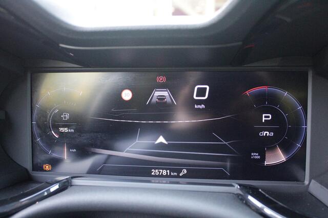 Alfa Romeo Junior 1.2 Turbo 145PK Hybrid IBRIDA SPECIALE | TECHNO PACK: LEX MATRIX KOPLAMPEN/AUTOMATISCH DIMMENDE BINNENSPIEGEL/DRAADLOZE TELEFOONLADER/DODEHOEK DETECTIE/ELEKTRISCH BEDIENBARE ACHTERKLEP/KEYLESS ENTRY EN START/ADAPTIVE CRUISE CONTROL/ACHTERUITRIJ CAMERA | V