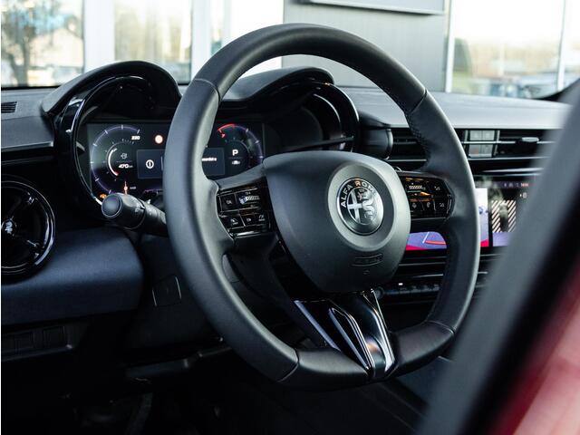 Alfa Romeo Junior 1.2 Turbo Hybrid Ibrida Speciale | ACC | LED |