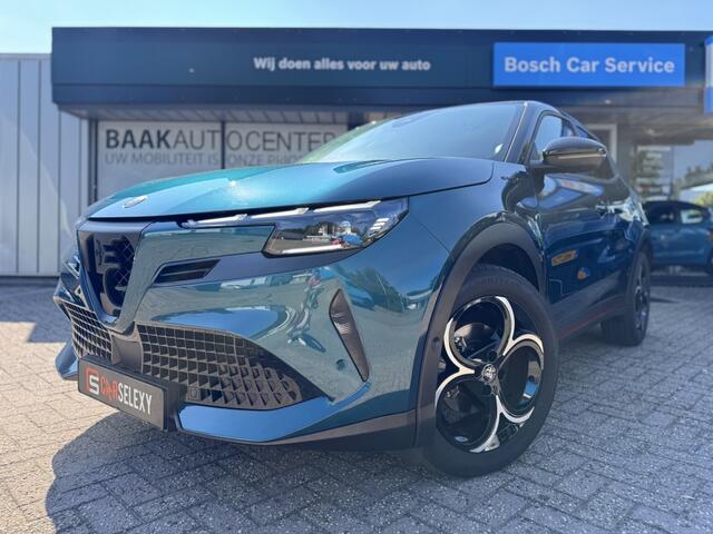 Alfa Romeo Junior 1.2 T Hybrid Ibrida Speciale | Pack Techno | Stoelverwarming