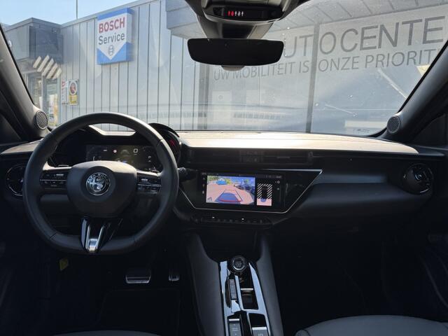 Alfa Romeo Junior 1.2 T Hybrid Ibrida Speciale | Pack Techno | Stoelverwarming
