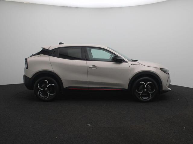 Alfa Romeo Junior 1.2 Turbo Hybrid Ibrida Speciale