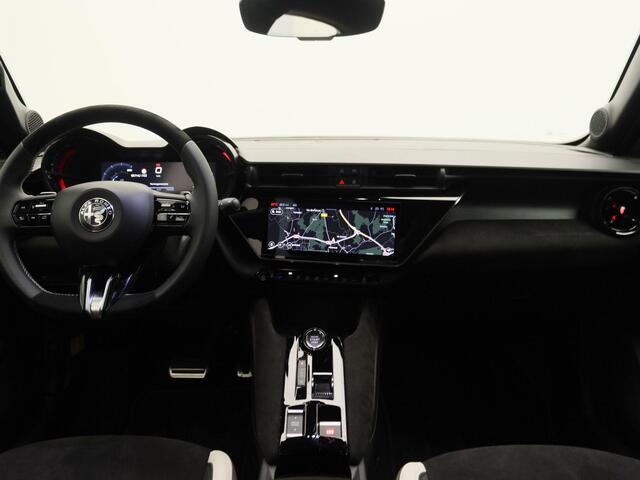 Alfa Romeo Junior 1.2 Turbo Hybrid Ibrida Sport Speciale | DEMO