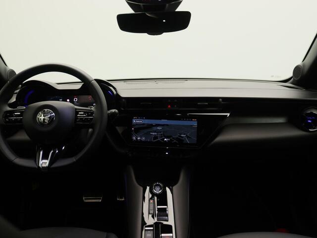 Alfa Romeo Junior 1.2 Turbo Hybrid Ibrida Speciale | Stoelmassage | | Navigatie | Camera |