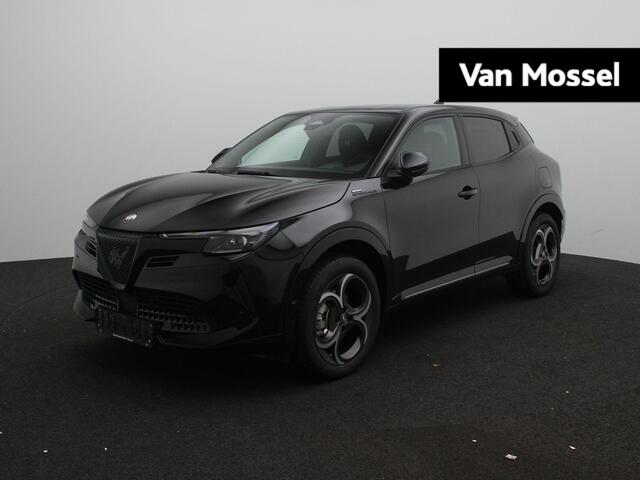 Alfa Romeo Junior 1.2 Turbo Hybrid Ibrida Sport Speciale | Alcantara | Technopack | Direct rijden!