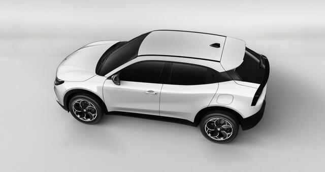 Alfa Romeo Junior Elettrica 54 kWh | 8 jaar Fabrieksgarantie | Apple&Android Carplay | Parkeersensoren | nieuw te bestellen |