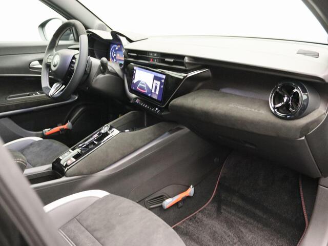 Alfa Romeo Junior 1.2 Turbo Hybrid Ibrida Sport Speciale | Alcantara | Technopack | Speciale Actie korting! |