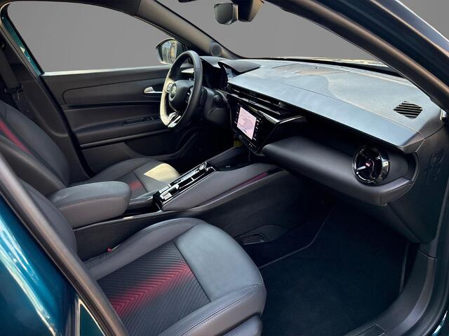 Alfa Romeo Junior 1.2 Turbo Hybrid Ibrida Speciale | Navigatie | Parkeersensoren | Camera | Apple Carplay/Android Auto | LMV 18"| Cimate Control | Cruise control |