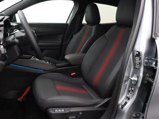 Alfa Romeo Junior Elettrica Speciale 54 kWh | Navigatie | Parkeersensoren | Camera | Stoelverwarming | Warmtepomp | LMV 18"|