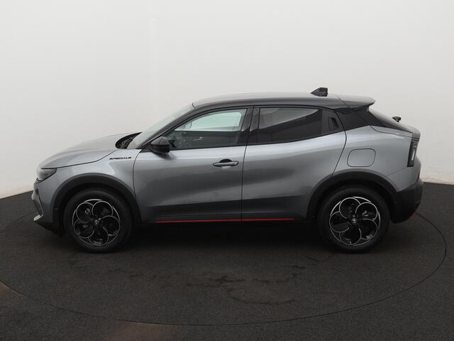 Alfa Romeo Junior Elettrica Speciale 54 kWh | Navigatie | Parkeersensoren | Camera | Stoelverwarming | Warmtepomp | LMV 18"|