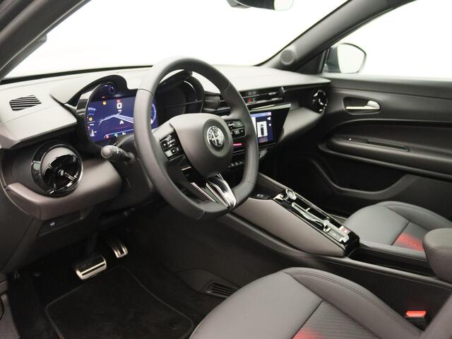 Alfa Romeo Junior 1.2 Turbo Hybrid Ibrida Ti | Matrix | Panoramadak | 18" Velgen | Camera | Speciale Actie Korting! |