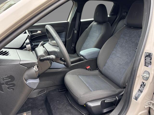 Alfa Romeo Junior Elettrica 54 kWh | Apple Carplay/Android Auto | Climate Control | Parkeersensoren | Cruise Control | Lichtmetalen Velgen 18" |