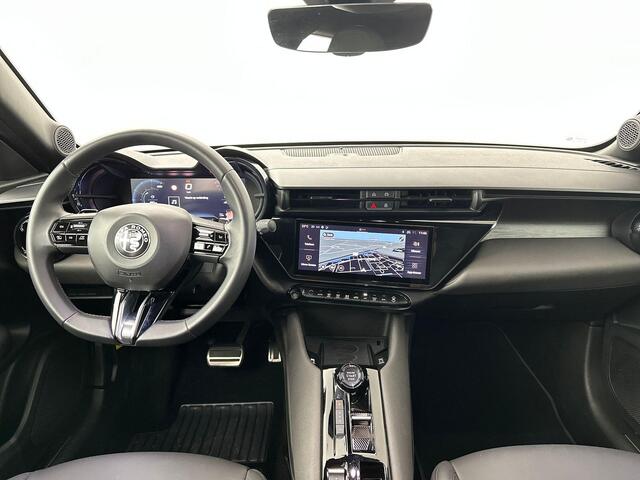 Alfa Romeo Junior 1.2 Turbo Hybrid Ibrida Speciale | Camera | Climate control | Apple Carplay/Android Auto | Navigatie