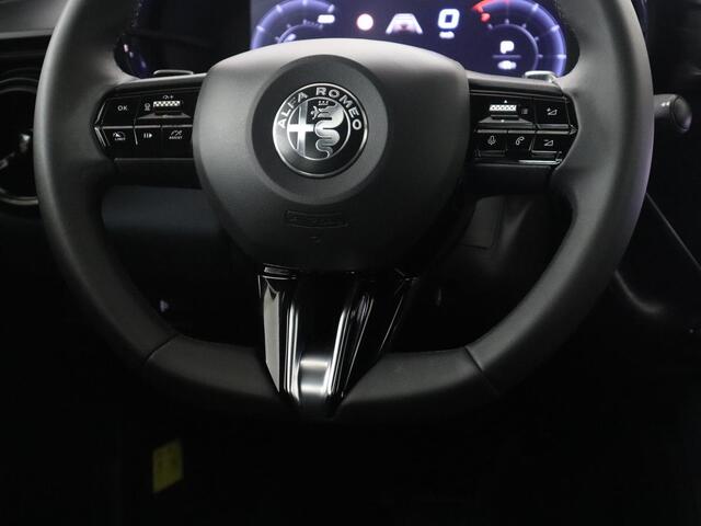 Alfa Romeo Junior 1.2 Turbo Hybrid Ibrida | LED | Parkeerhulp | Apple Carplay |