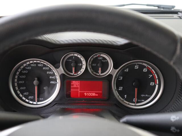 Alfa Romeo MITO 0.9 TwinAir Exclusive | Speciale uitvoering | Lederen interieur | Parkeerhulp |