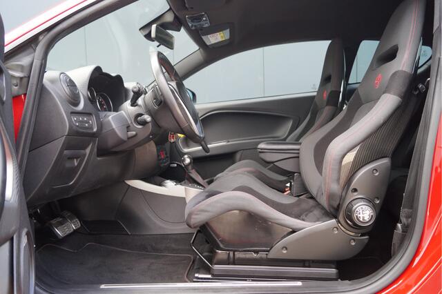 Alfa Romeo MITO 1.4 Turbo 140pk Super TCT AUTOMAAT|17'' velgen|PDC|BOSE|Sabelt stoelen|Clima|Cruise