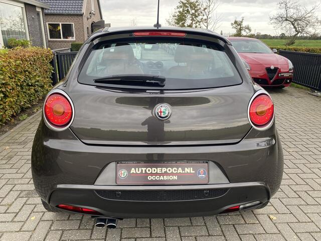 Alfa Romeo MITO 1.4 T MultiAir Super Navigatie Stoelverwarming PDC
