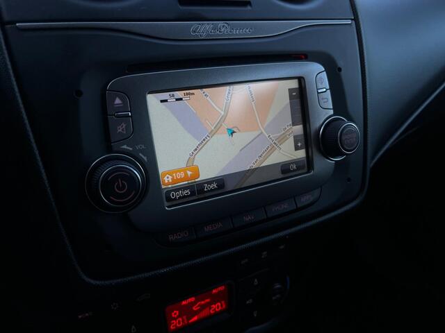 Alfa Romeo MITO 0.9 TwinAir ECO Super, Airco, Bluetooth, Navi, PDC, NAP