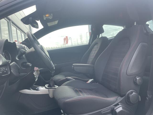 Alfa Romeo MITO TwinAir ECO | 17" Velgen | Climate/cruise control | Parkeersensoren