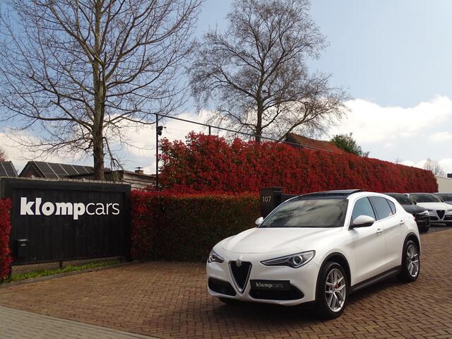 Alfa Romeo Stelvio 2.0 T AWD Parelmoer | Schuifdak | 280PK | Flippers | TI-difusser | Keyless Entry