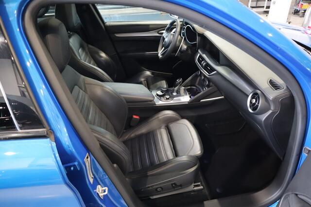 Alfa Romeo Stelvio 2.0 T AWD B-TECH met panoramadak