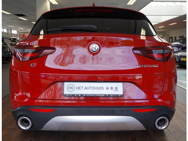 Alfa Romeo Stelvio 2.0 T AWD Super