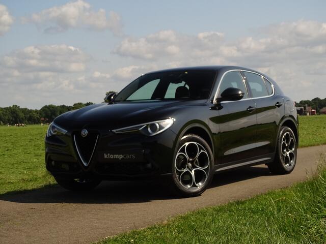 Alfa Romeo Stelvio 2.2d AWD Veloce | Carplay | Zw. Hemel | Sportst. | Camera | Elek.st | 20" |