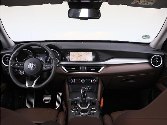 Alfa Romeo Stelvio 2.0 T AWD Sprint | Stoel/stuur Verwarming | Veloce Interieur | Navi |