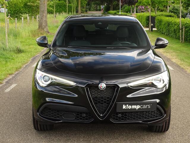 Alfa Romeo Stelvio 2.0 T AWD Veloce | Ad.Onderstel | Schuifdak | Trekh. | TI-dif. | 21 inch | Ad.Cruise | Giallo