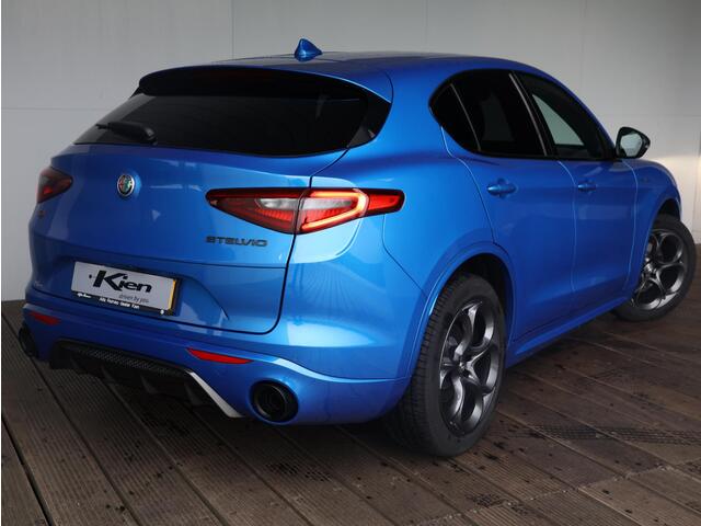 Alfa Romeo Stelvio 2.0 T AWD Veloce | Adap. Cruise Control | Sportstoelen | Schakelflippers | 20" velgen | Stoel- en stuurverwarming