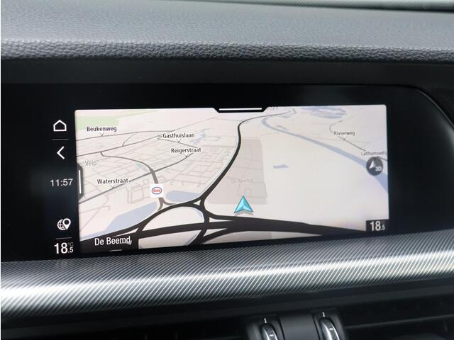 Alfa Romeo Stelvio 2.0 T AWD Veloce | Adap. Cruise Control | Sportstoelen | Schakelflippers | 20" velgen | Stoel- en stuurverwarming