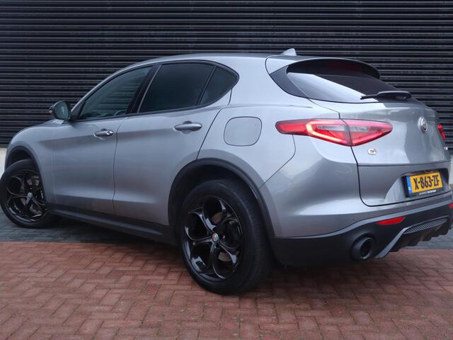 Alfa Romeo Stelvio 2.0 T AWD Super Q4 | Clima | Cruise | Carplay/Android | Half leder | Navi | Memory | PDC + Camera |