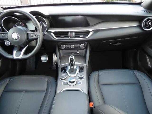 Alfa Romeo Stelvio 2.0T Q4 Ti (206kW/280pk) ** Bi-XENON/LED, NAVI+, LEDER, ACC, 19-inch LMV, MEM ** 1e EIG - 18.700 km - UNFALLFREI ** ** INFORMEER OOK NAAR ONZE AANTREKKELIJKE FINANCIAL-LEASE TARIEVEN **