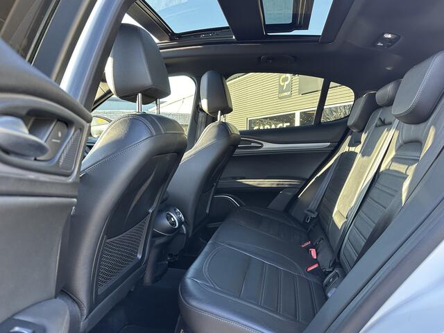 Alfa Romeo Stelvio 2.0 T AWD Q4 | Panodak | Memory | 280 pk | ACC