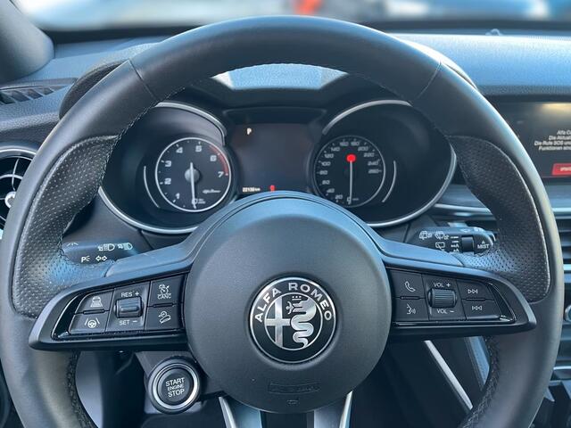 Alfa Romeo Stelvio 2.0T Q4 Ti (206kW/280pk) ** Bi-XENON/LED, LEDER, MEMORY, ACC, 19-inch LMV, KEYLESS ** 1e EIG - 22.136 km - UNFALLFREI ** ** INFORMEER OOK NAAR ONZE AANTREKKELIJKE FINANCIAL-LEASE TARIEVEN **