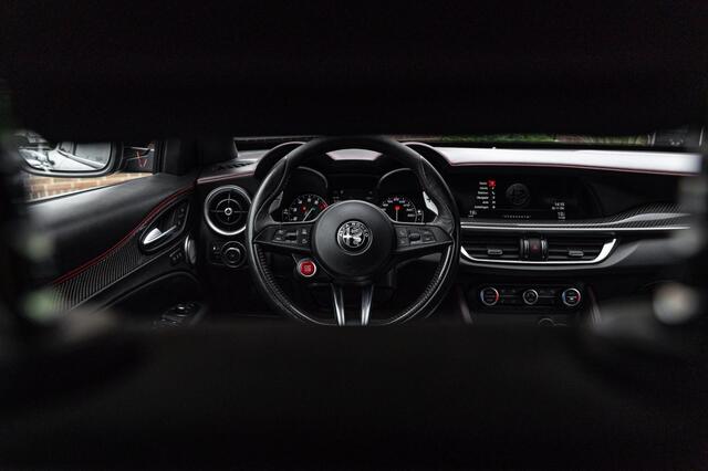 Alfa Romeo Stelvio 2.9 V6 AWD Quadrifoglio 510 PK Adaptive Cruise Harman Kardon Keyless 20''