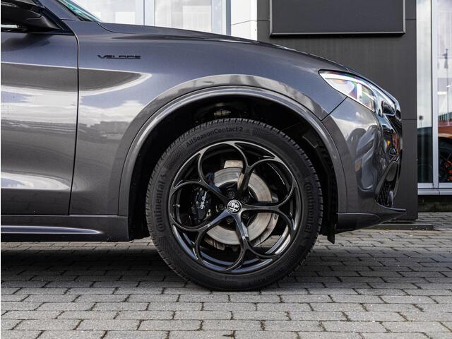 Alfa Romeo Stelvio 2.0 T AWD B-Tech 280pk Q4 | Pano-dak | Lederen bekleding | H&K |
