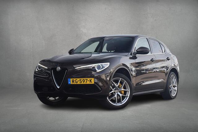 Alfa Romeo Stelvio 2.0 T AWD Super | 310 PK | Trekhaak | Leer | Stuur- en Stoelverw. | Memory