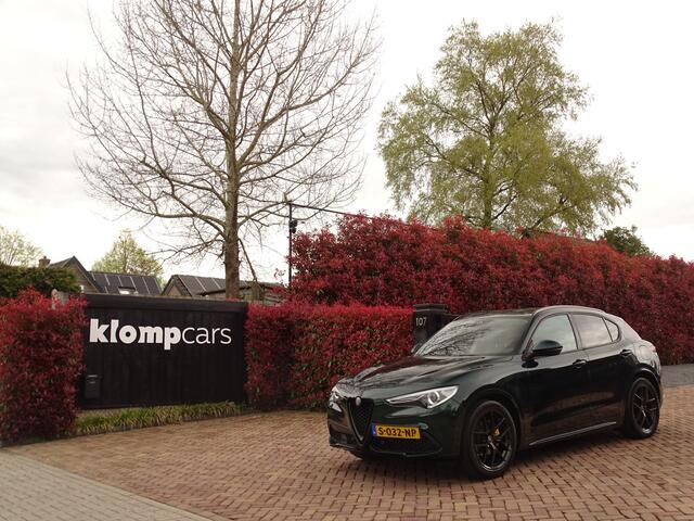 Alfa Romeo Stelvio 2.2d Customized Verde Visconti | Carplay | 20 inch | Leer | ETC.