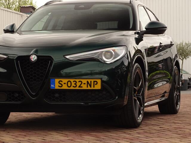 Alfa Romeo Stelvio 2.2d Customized Verde Visconti | Carplay | 20 inch | Leer | ETC.