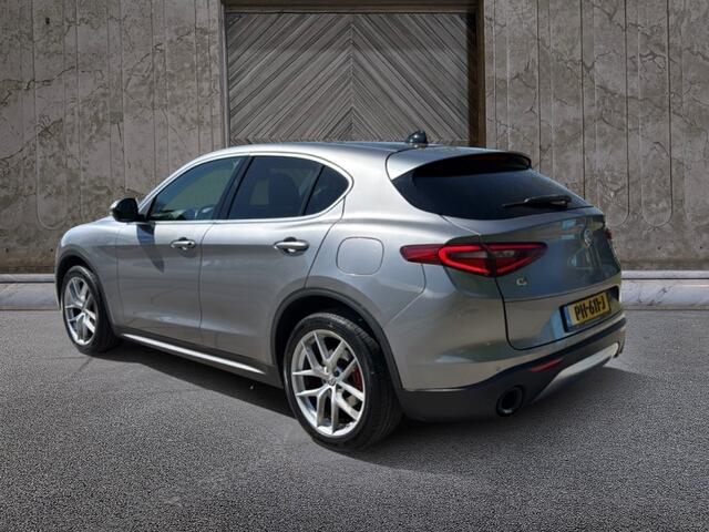 Alfa Romeo Stelvio 2.0 T AWD First Edition Q4