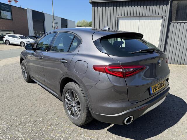 Alfa Romeo Stelvio 2.0 T AWD Super | Camera | Led |