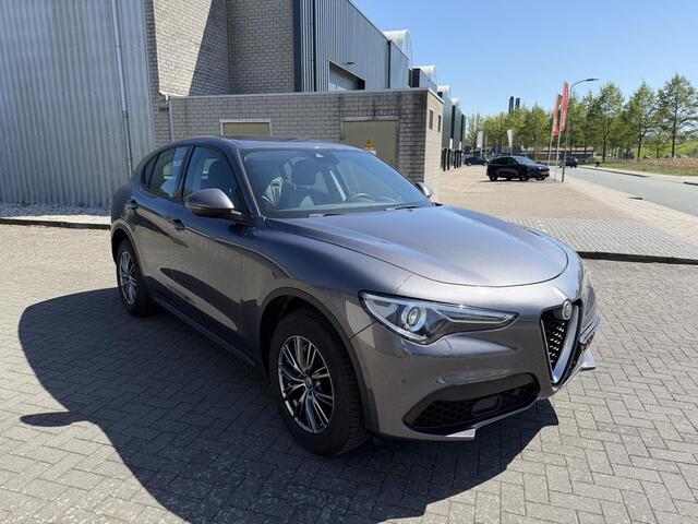 Alfa Romeo Stelvio 2.0 T AWD Super | Camera | Led |