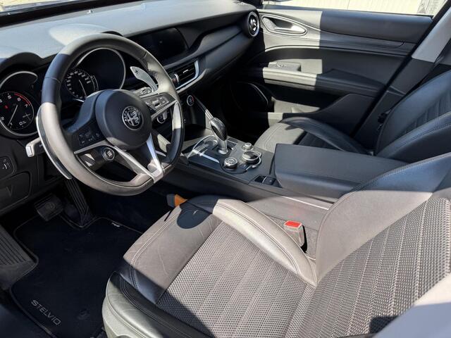 Alfa Romeo Stelvio 2.0 T AWD Super | Camera | Led |